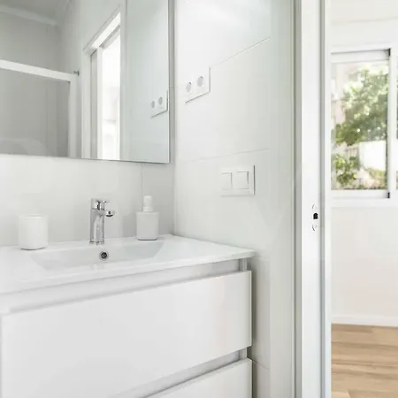 Functional And Sunny Near La Union By Rems Apartment
